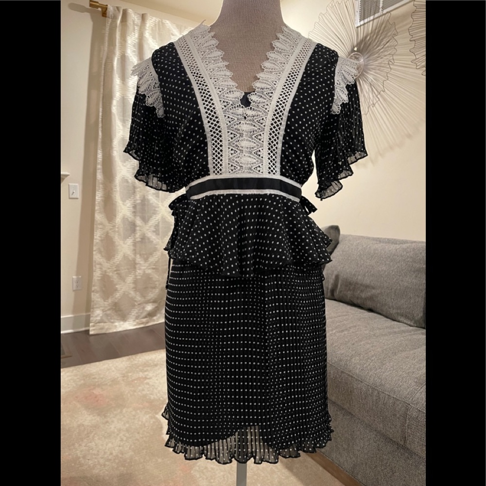 Haute Rogue Mini Lace dress